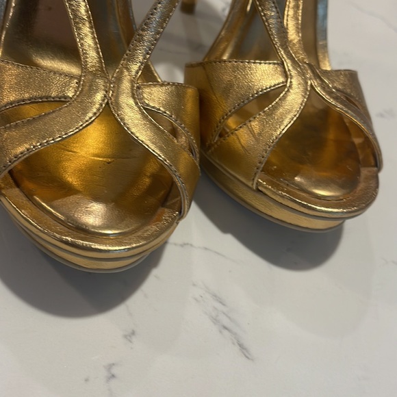 BCBG MaxAzria - Picture 12 of 15